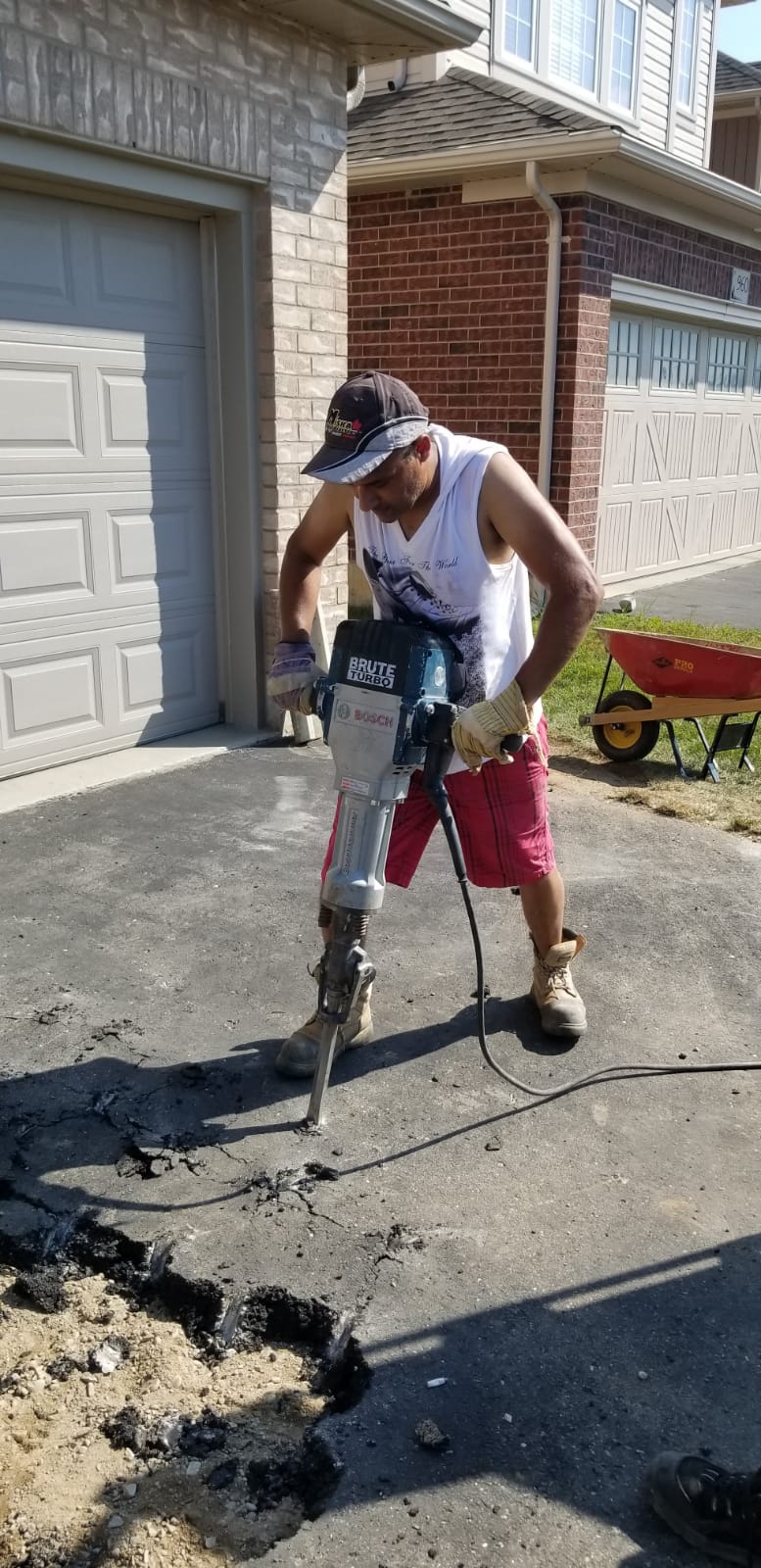 Broadway Concrete & Landscaping - Concrete & Stamped Concrete Driveways, Walkways & Steps.